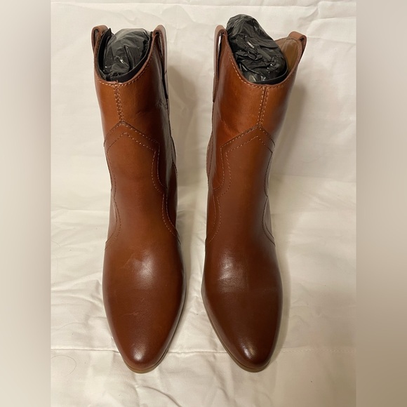 LAST CHANCE NWT Aerosoles leather stacked heel western boot - Picture 1 of 5